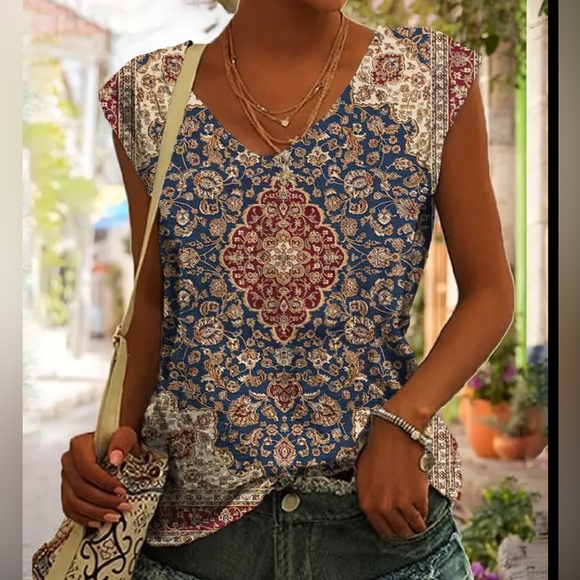 Bohemian top - Picture 1 of 7